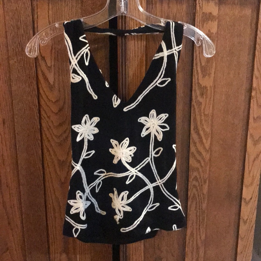 Nally & Millie Halter Top size M